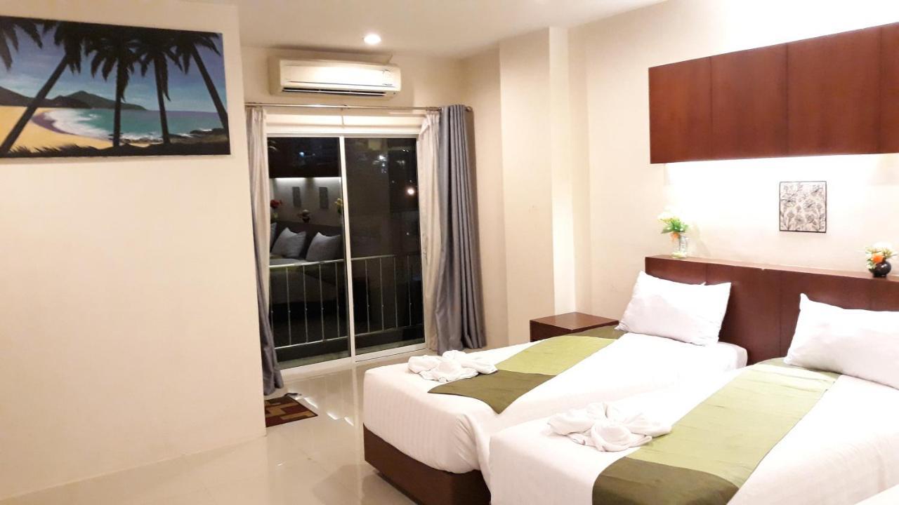 7 Sky Residency Hotell Patong Exteriör bild