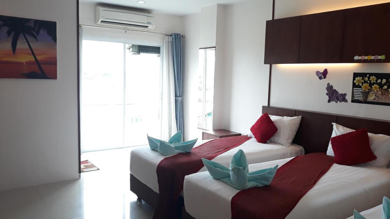 7 Sky Residency Hotell Patong Exteriör bild