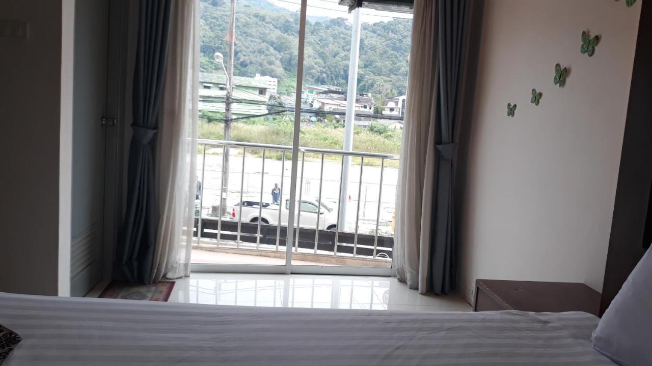 7 Sky Residency Hotell Patong Exteriör bild